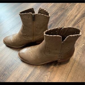 Shyanne Ankle Cowgirl Boots
